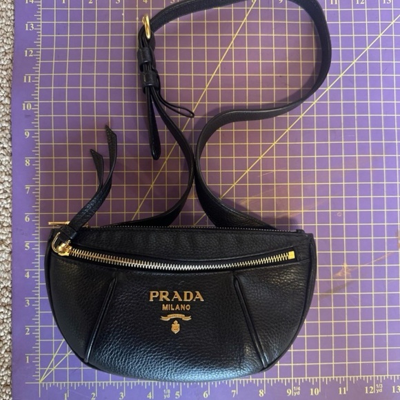 Prada Black Leather Pouch with Gold Zipper - Picture 7 of 8